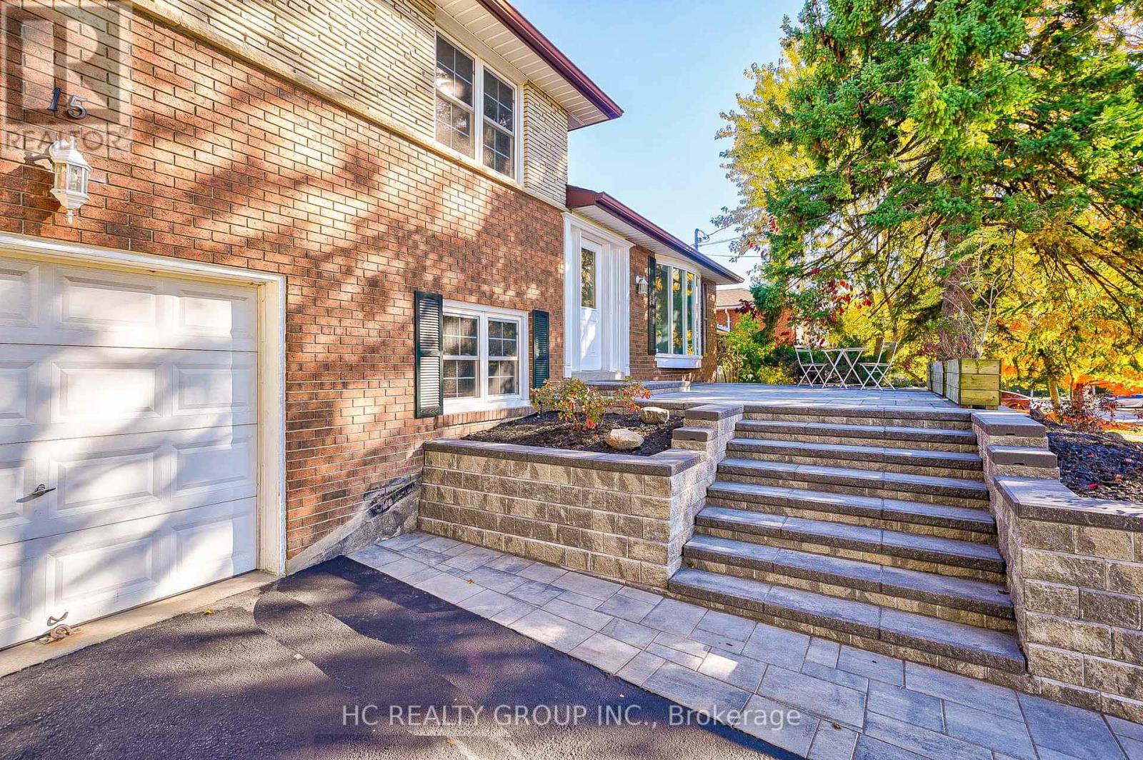 15 Willowgate DriveMarkham (Bullock), Ontario  L3P 1G1 - Photo 3 - N11898439