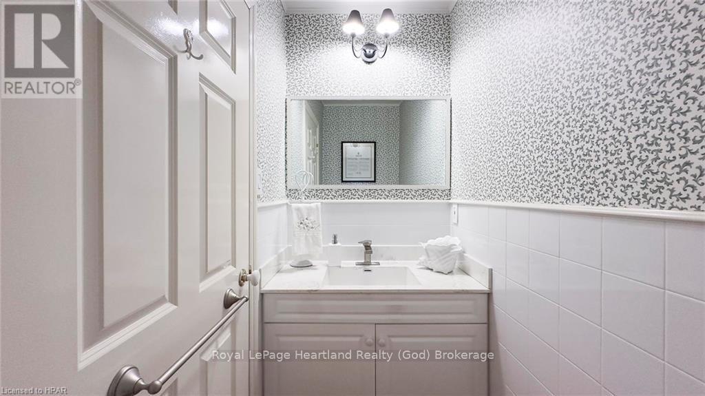 37001 Millar Street, Ashfield-Colborne-Wawanosh, Ontario  N7A 3Y1 - Photo 26 - X11822866