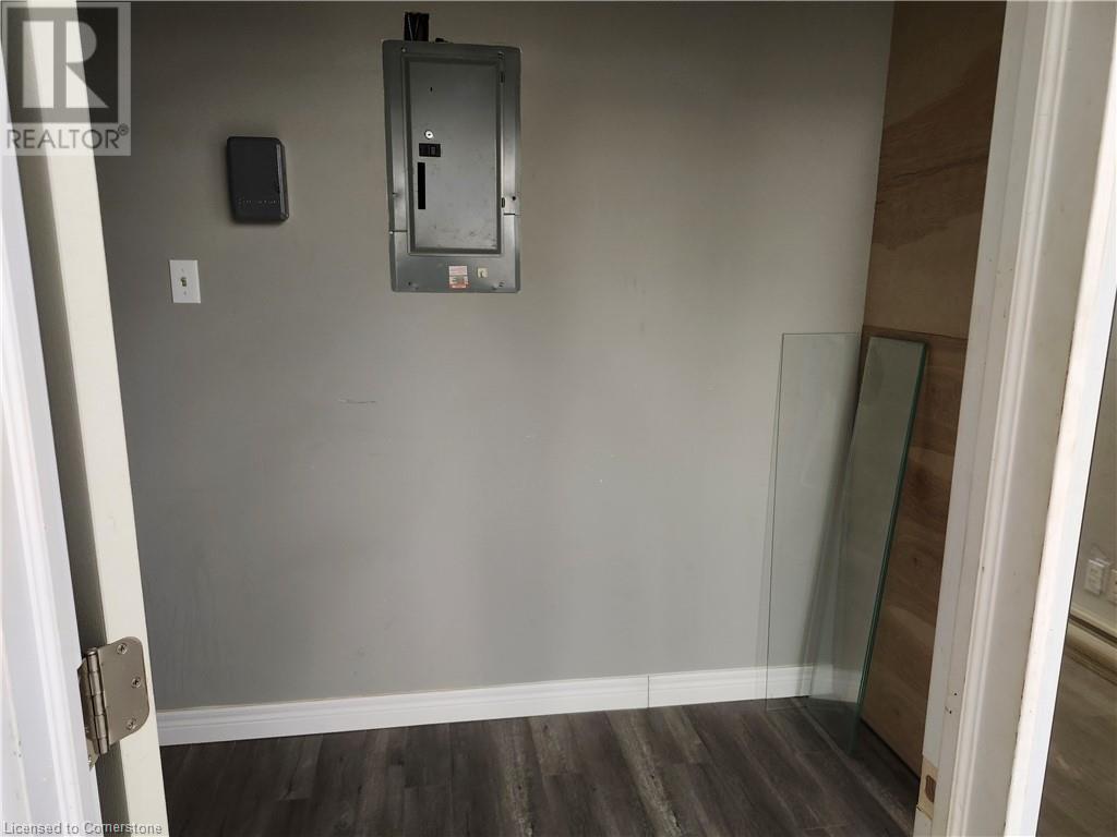 630 King Street E, Cambridge, Ontario  N3H 3N6 - Photo 11 - 40686098