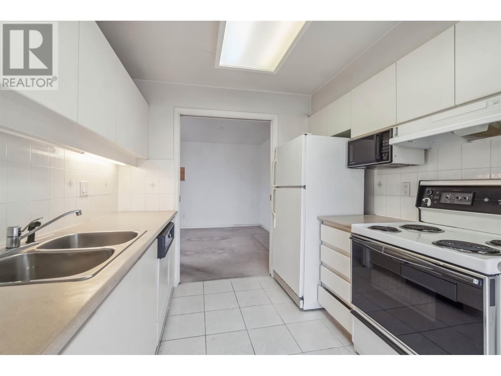 Listing Picture 12 of 31 : 503 2668 ASH STREET, Vancouver / 溫哥華 - 魯藝地產 Yvonne Lu Group - MLS Medallion Club Member