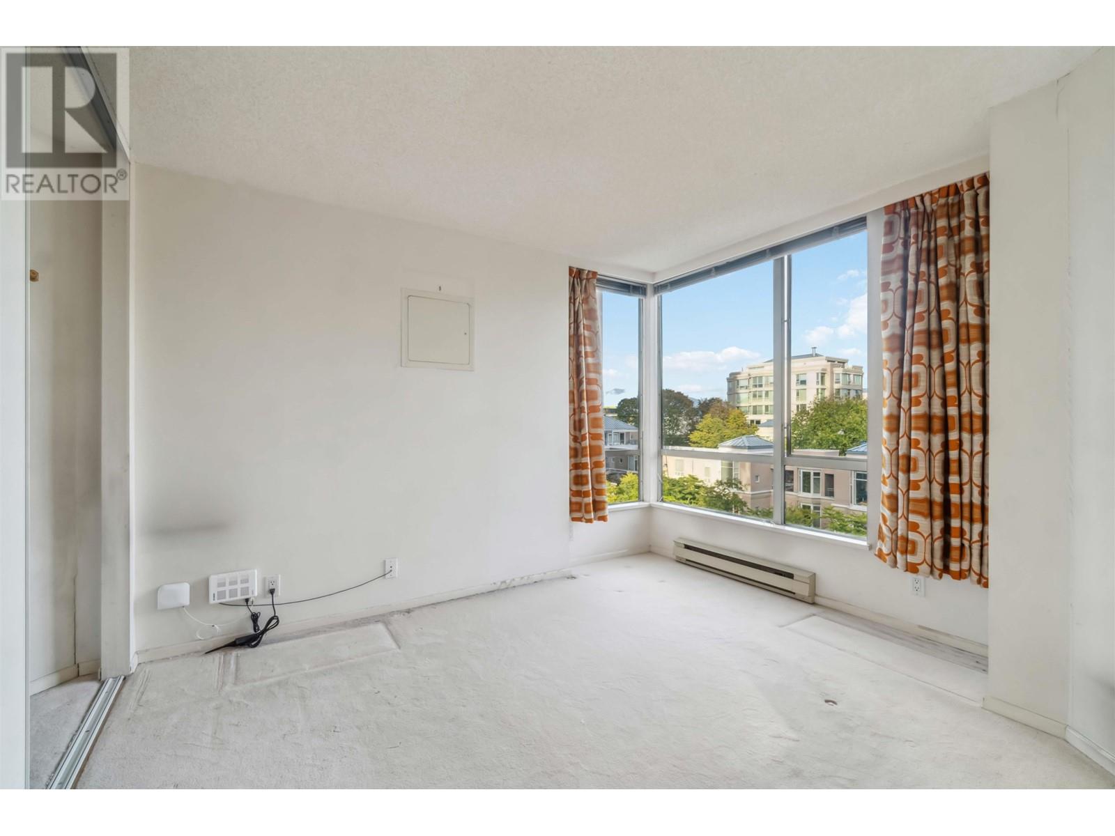 Listing Picture 16 of 31 : 503 2668 ASH STREET, Vancouver / 溫哥華 - 魯藝地產 Yvonne Lu Group - MLS Medallion Club Member