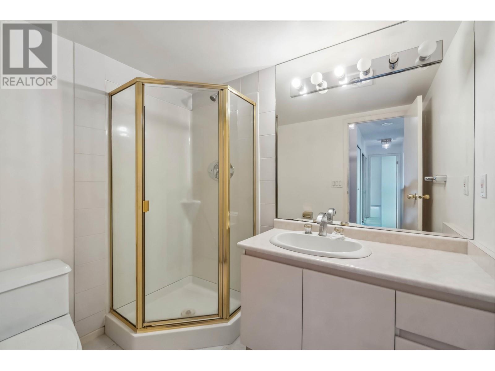 Listing Picture 24 of 31 : 503 2668 ASH STREET, Vancouver / 溫哥華 - 魯藝地產 Yvonne Lu Group - MLS Medallion Club Member