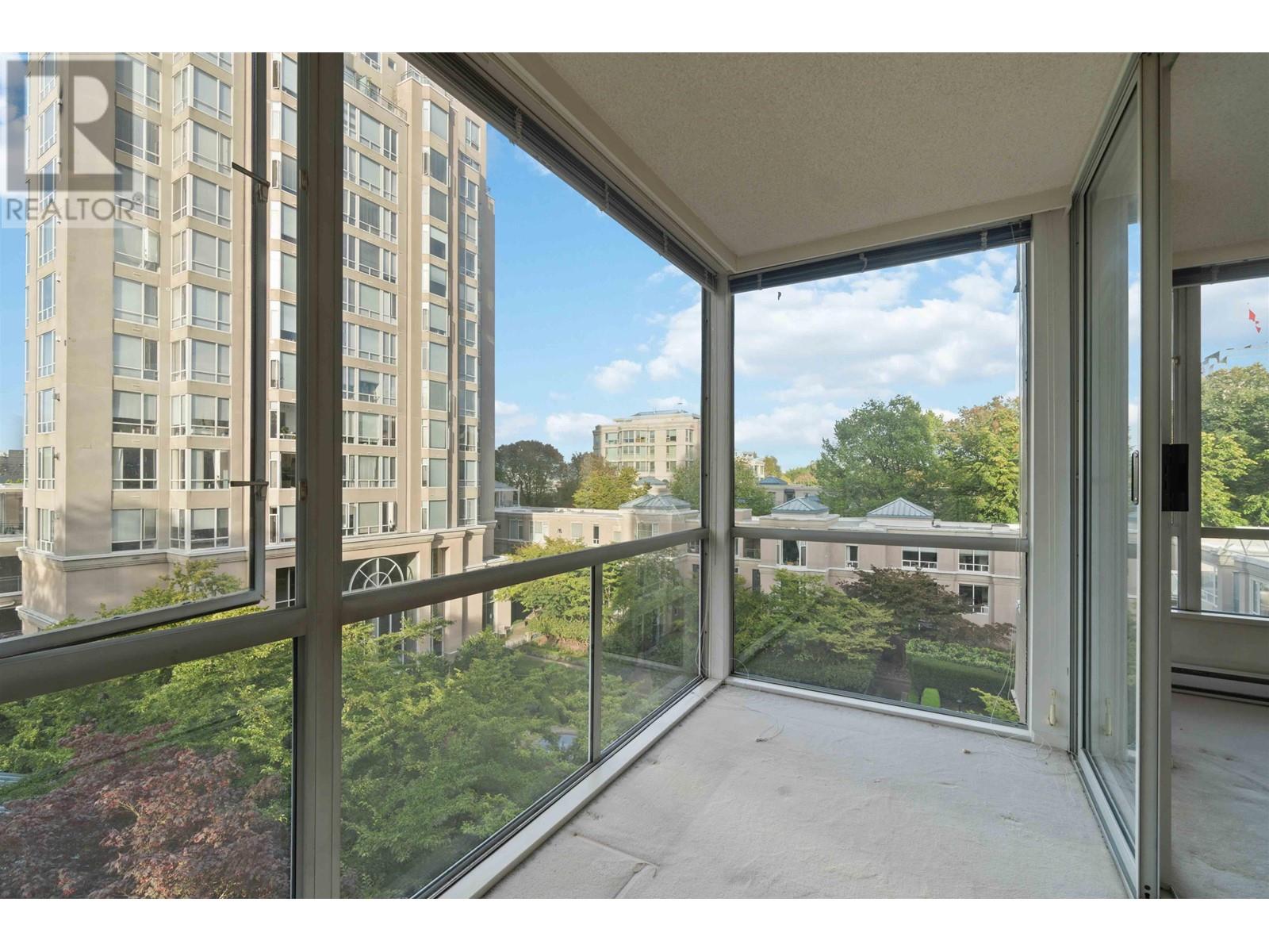 Listing Picture 25 of 31 : 503 2668 ASH STREET, Vancouver / 溫哥華 - 魯藝地產 Yvonne Lu Group - MLS Medallion Club Member