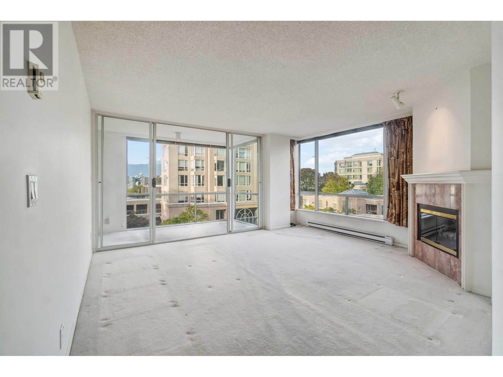 Listing Picture 4 of 31 : 503 2668 ASH STREET, Vancouver / 溫哥華 - 魯藝地產 Yvonne Lu Group - MLS Medallion Club Member