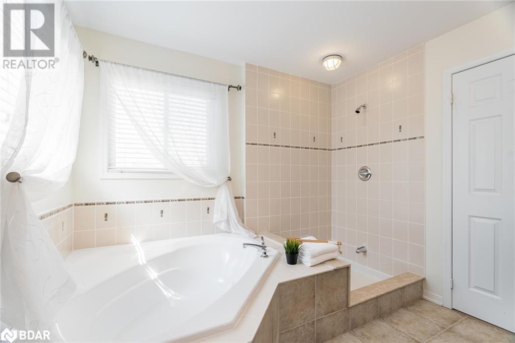 22 Commonwealth Road, Barrie, Ontario  L4M 0E1 - Photo 16 - 40685214