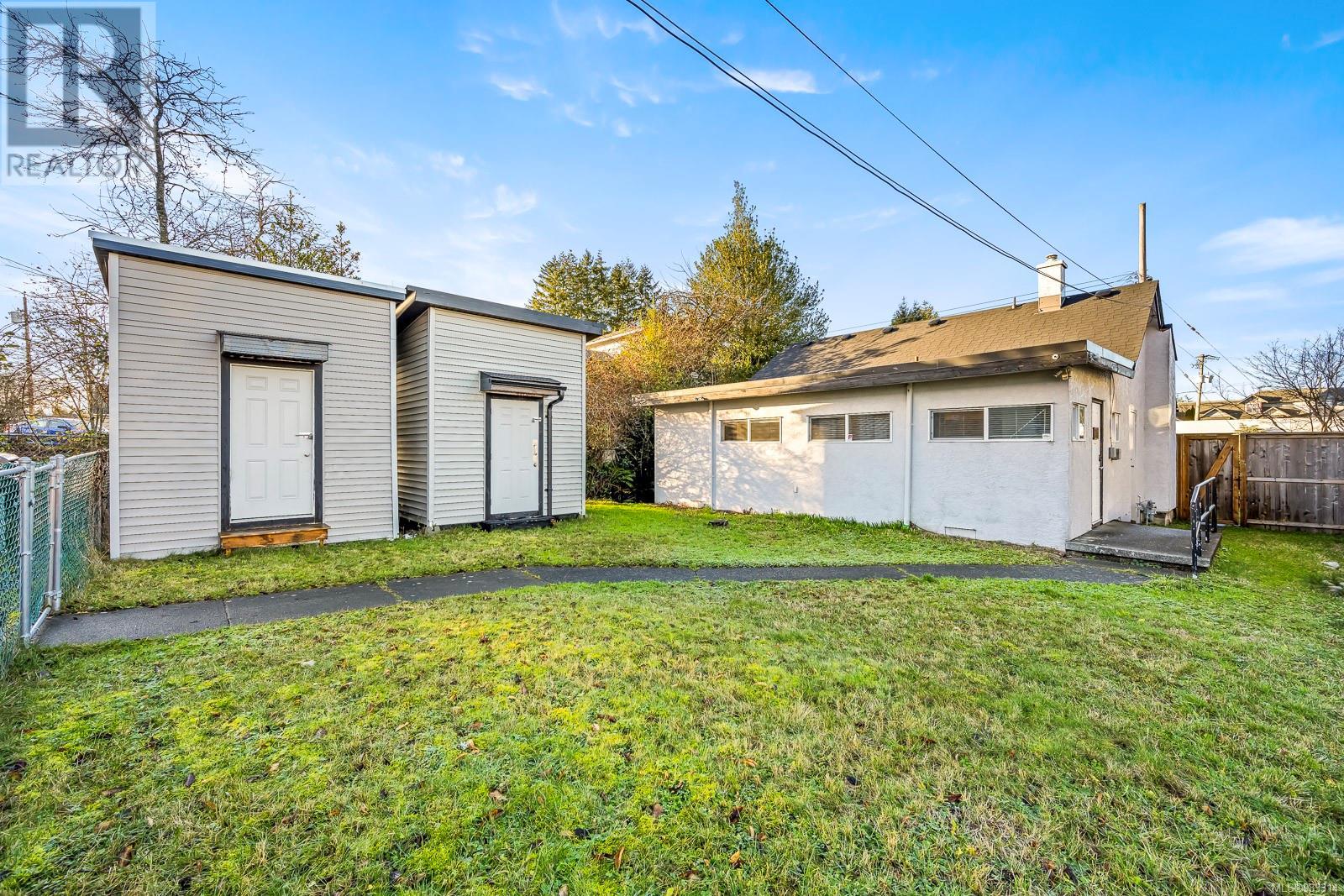 512 5th St, Courtenay, British Columbia  V9N 1K3 - Photo 18 - 983314