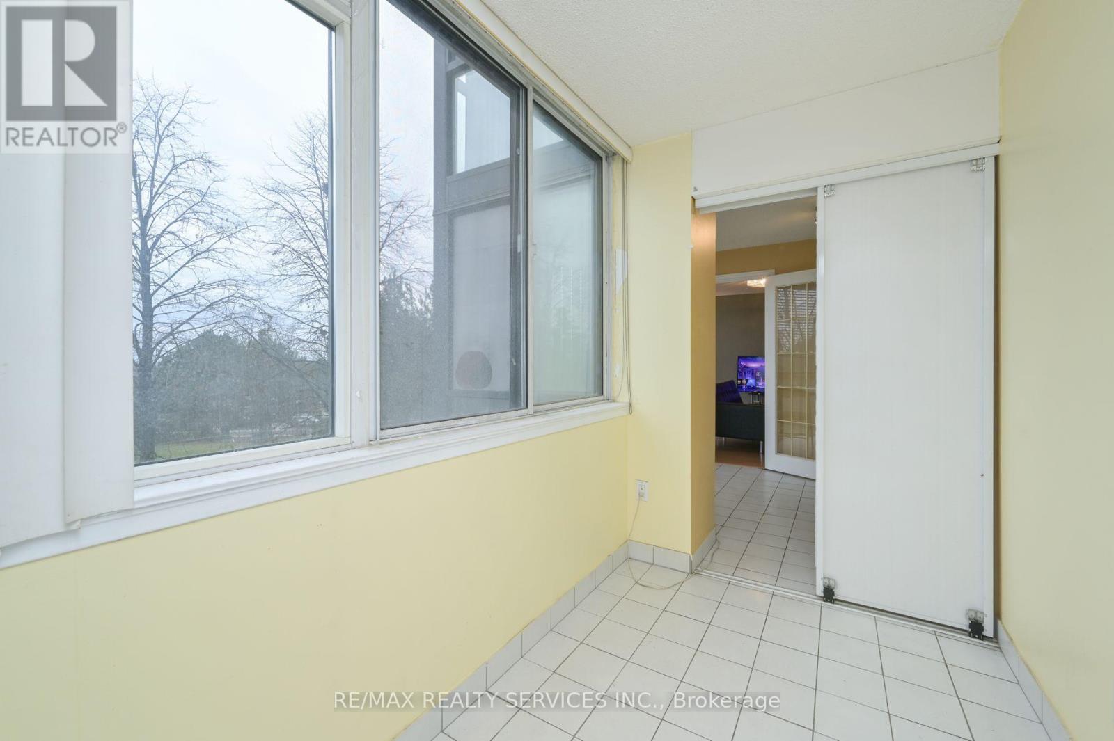 308 - 350 Webb Drive, Mississauga, Ontario  L5B 3W4 - Photo 19 - W11898473