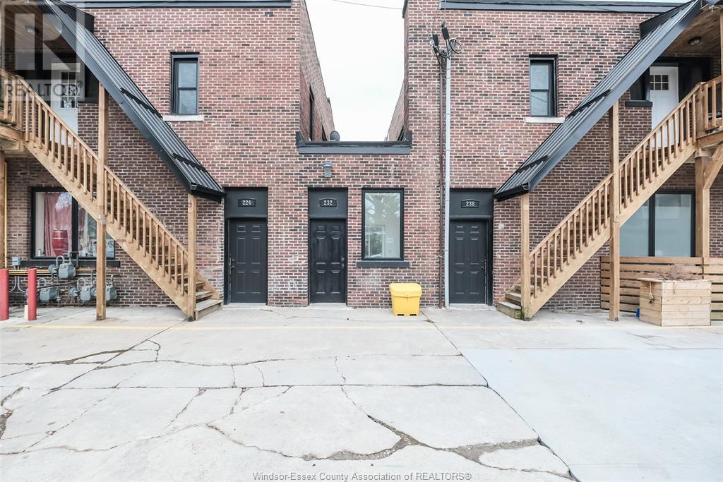 232 Erie Street West, Windsor, Ontario  N9A 6B5 - Photo 6 - 24029653