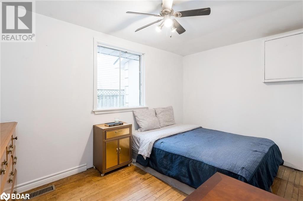 55 River Avenue Crescent, Wasaga Beach, Ontario  L9Z 2K6 - Photo 10 - 40685117