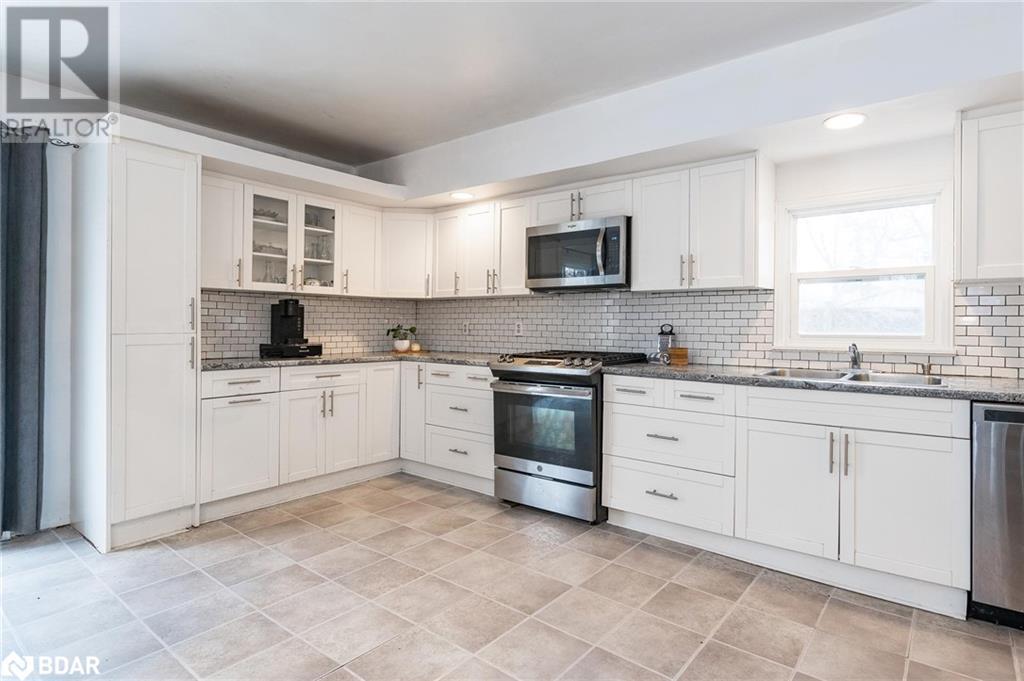 55 River Avenue Crescent, Wasaga Beach, Ontario  L9Z 2K6 - Photo 3 - 40685117