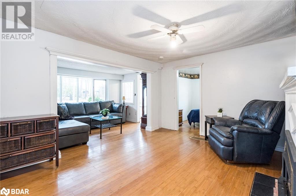 55 River Avenue Crescent, Wasaga Beach, Ontario  L9Z 2K6 - Photo 6 - 40685117