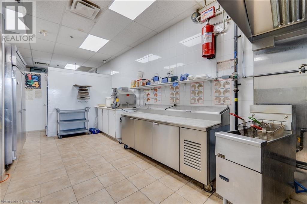 995 Paisley Road Unit# 14, Guelph, Ontario  N1K 1X6 - Photo 16 - XH4206239