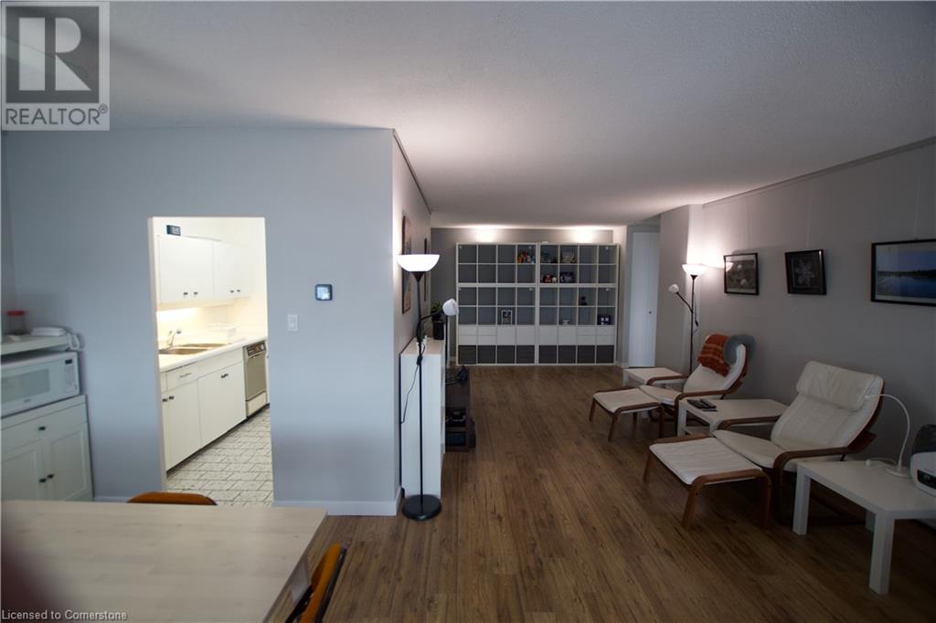 45 Westmount Road N Unit# 602, Waterloo, Ontario  N2L 2R3 - Photo 11 - 40685326