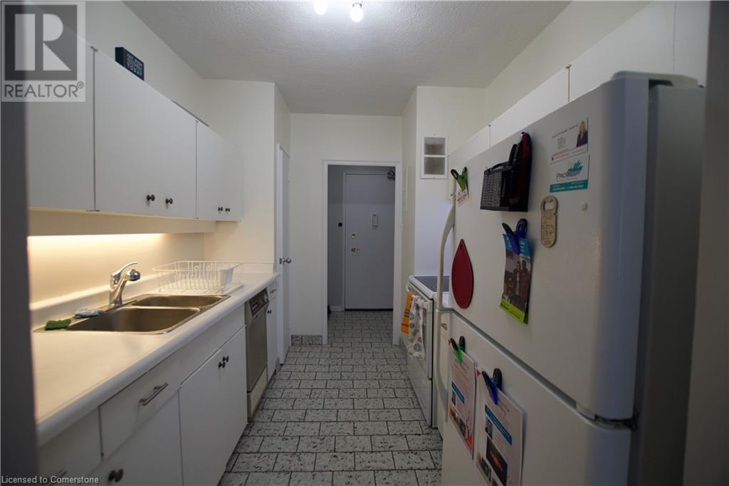 45 Westmount Road N Unit# 602, Waterloo, Ontario  N2L 2R3 - Photo 6 - 40685326