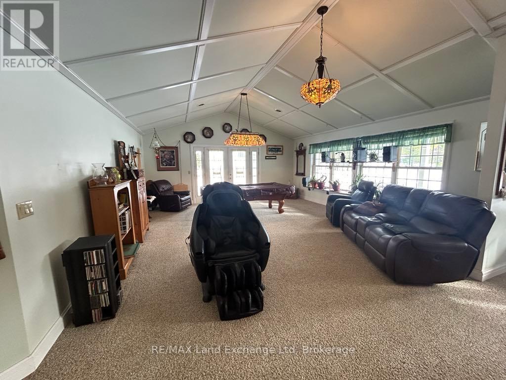 47 Whitechurch Street, Huron-Kinloss, Ontario  N0G 2W0 - Photo 8 - X11898722