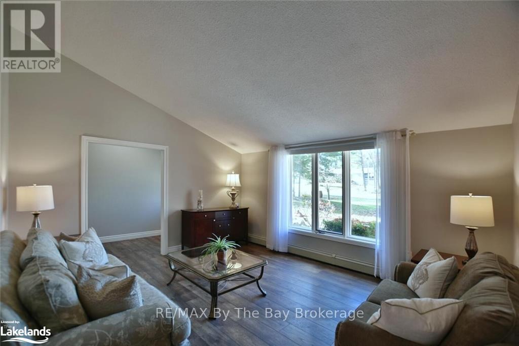 39 Trillium Court, Wasaga Beach, Ontario  L9Z 1R5 - Photo 10 - S10439286