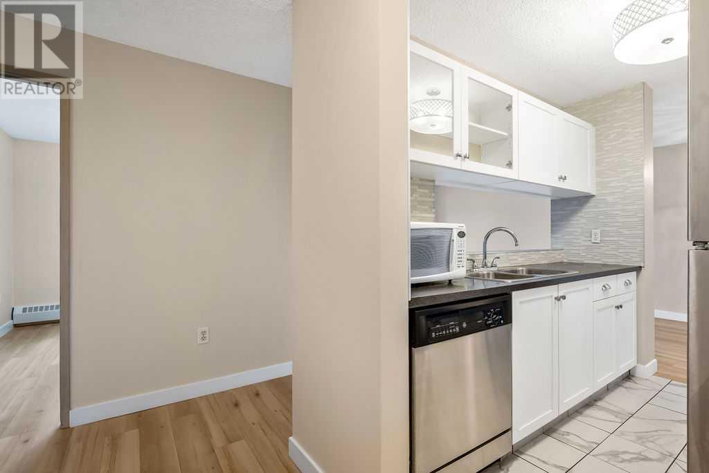 218, 20 Dover Point Se, Calgary, Alberta  T2B 3K3 - Photo 10 - A2179250