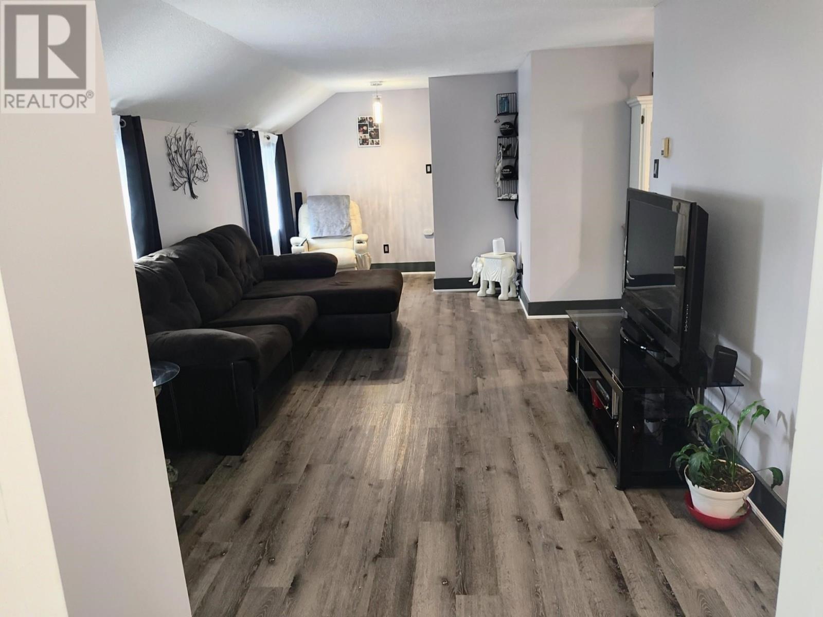 106 Shuniah St, Thunder Bay, Ontario  P7A 2Z1 - Photo 7 - TB241398