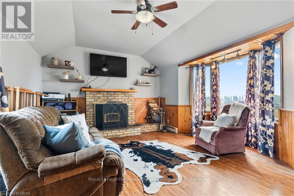 85102 Brussels Line, Huron East, Ontario  N0G 1H0 - Photo 17 - X11898482