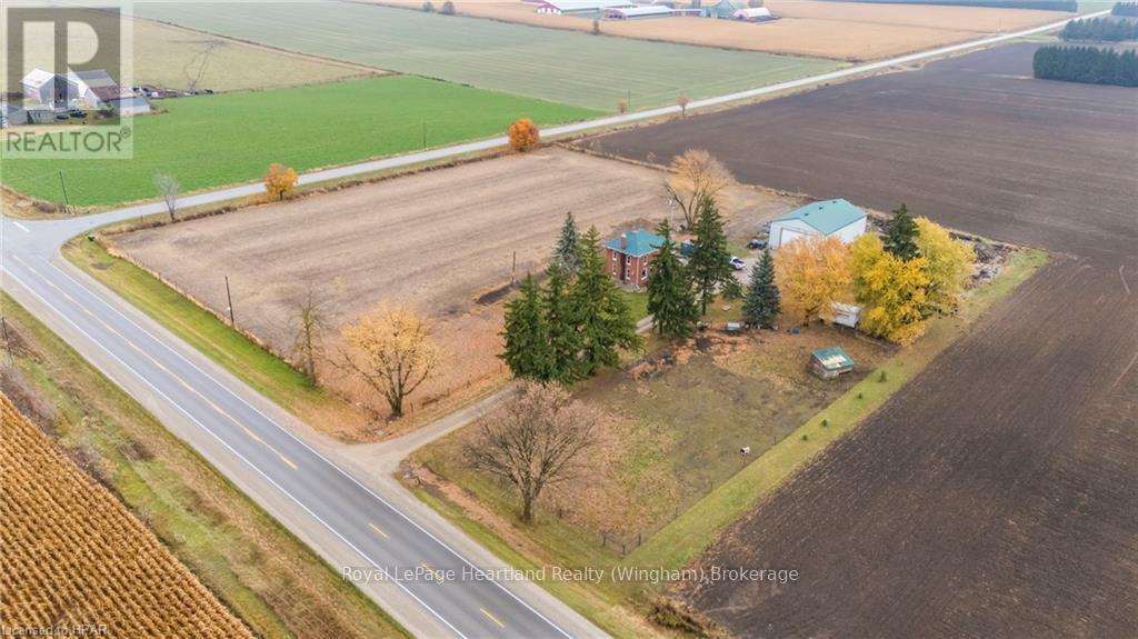 85102 Brussels Line, Huron East, Ontario  N0G 1H0 - Photo 2 - X11898482