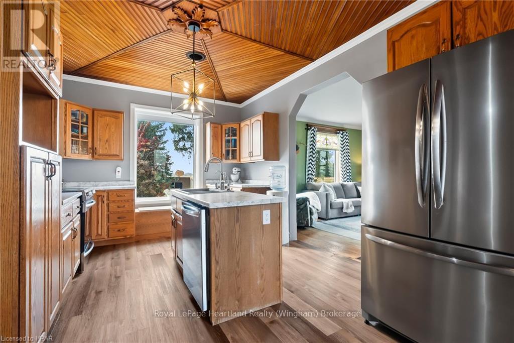 85102 Brussels Line, Huron East, Ontario  N0G 1H0 - Photo 22 - X11898482