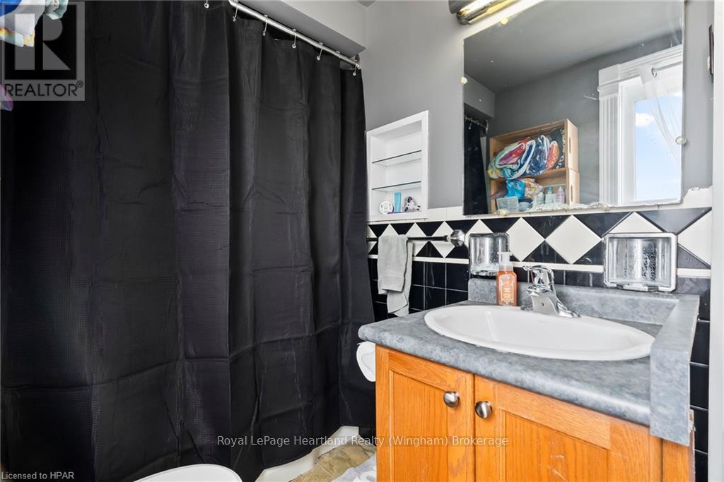 85102 Brussels Line, Huron East, Ontario  N0G 1H0 - Photo 37 - X11898482