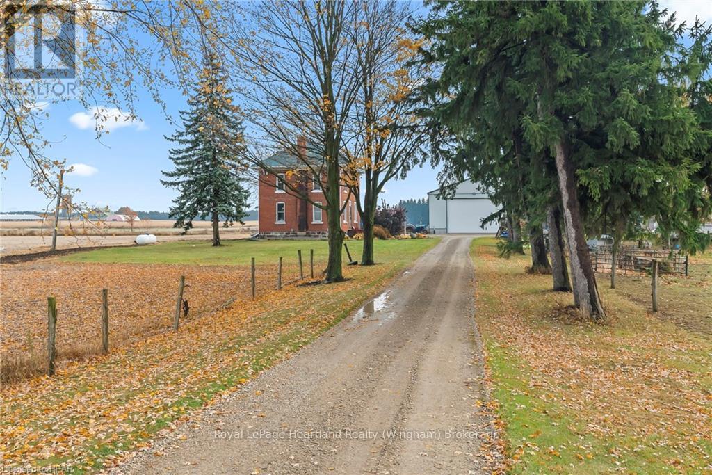 85102 Brussels Line, Huron East, Ontario  N0G 1H0 - Photo 8 - X11898482