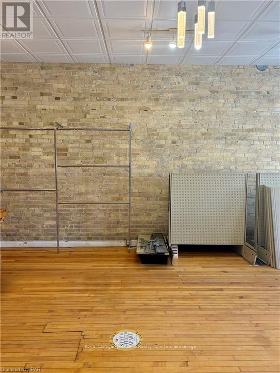 11 Victoria Street, Central Huron, Ontario  N0M 1L0 - Photo 5 - X11898502