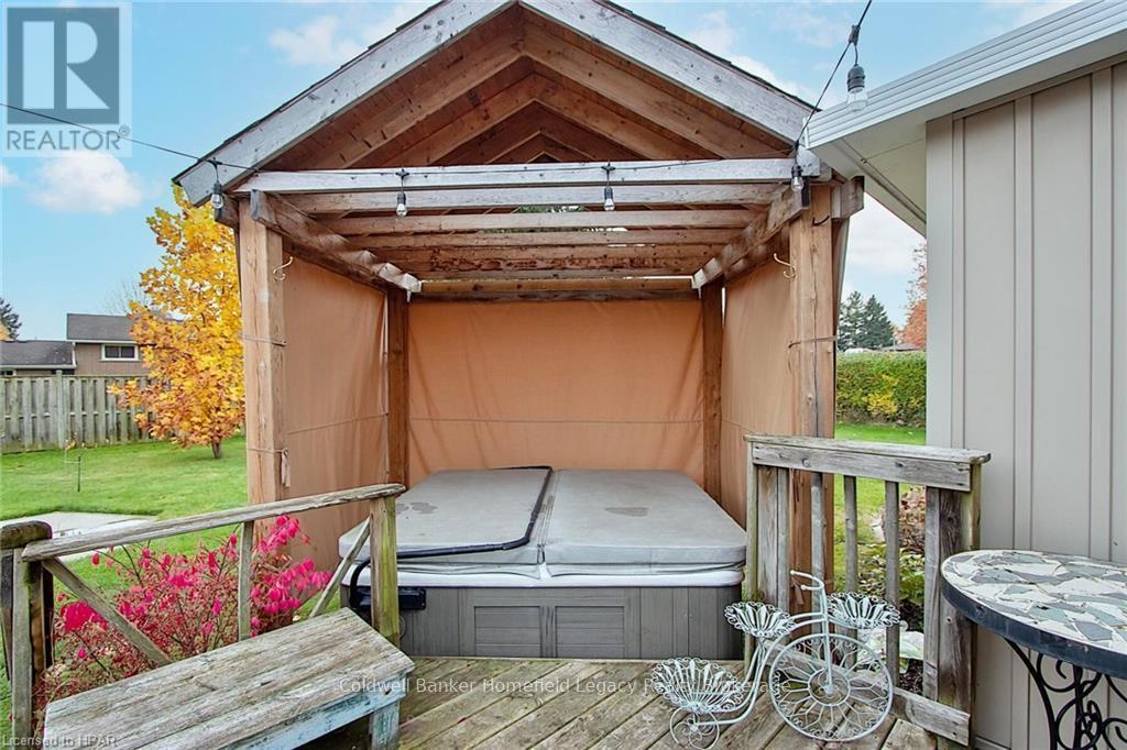 7 King Crescent, East Zorra-Tavistock, Ontario  N0J 1L0 - Photo 26 - X11898513