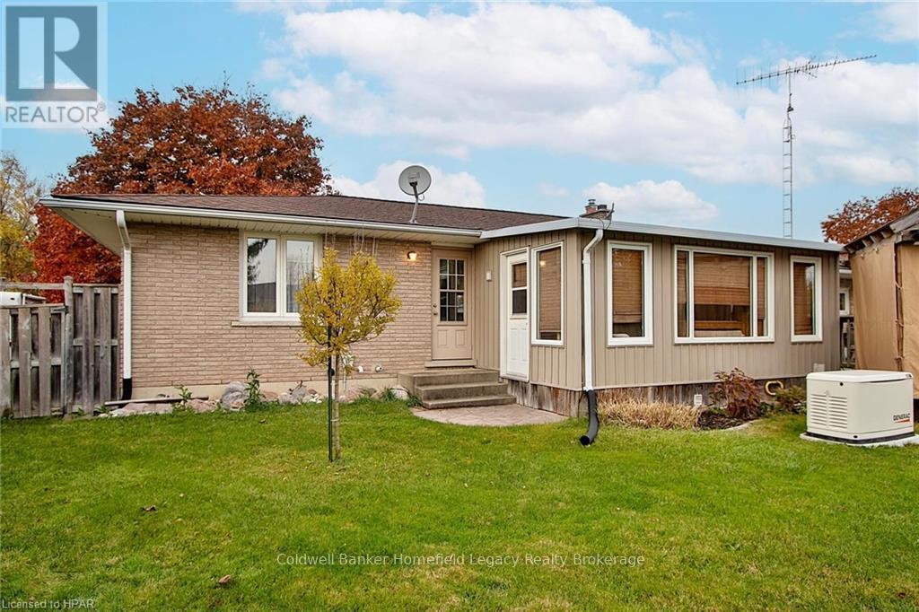7 King Crescent, East Zorra-Tavistock, Ontario  N0J 1L0 - Photo 30 - X11898513