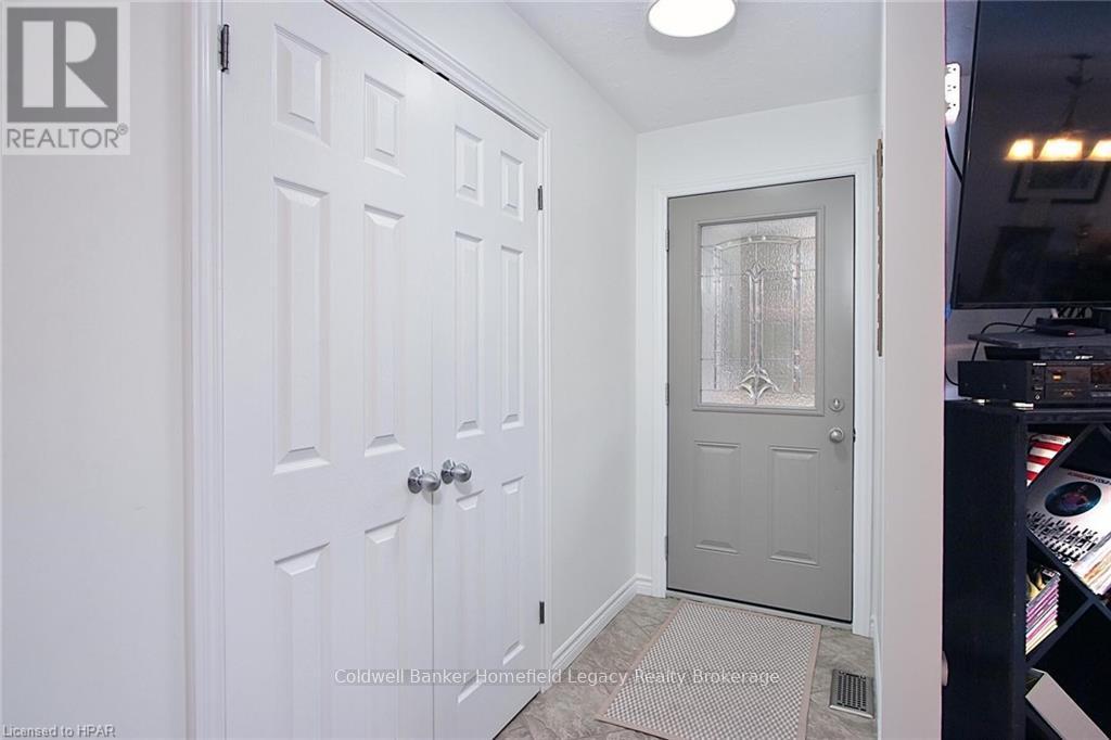 7 King Crescent, East Zorra-Tavistock, Ontario  N0J 1L0 - Photo 5 - X11898513