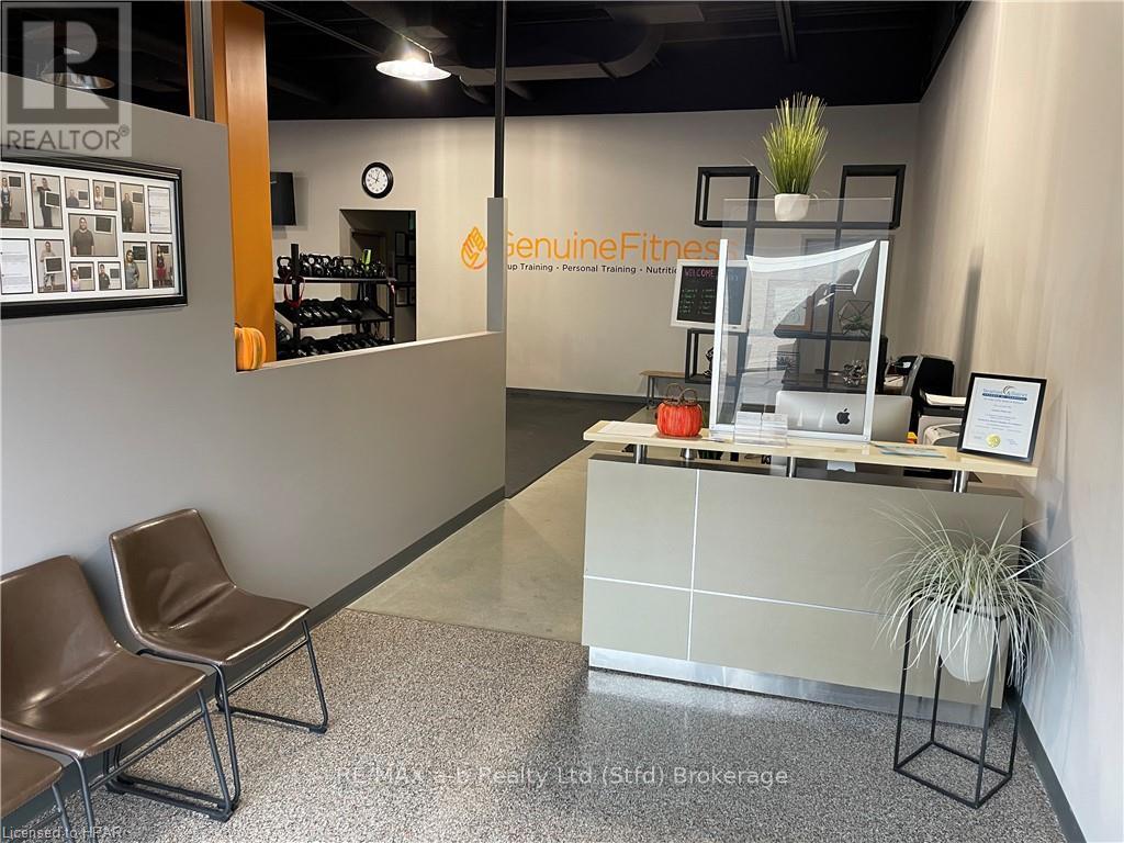 C8/9 - 804 Ontario Street, Stratford, Ontario  N5A 3K1 - Photo 3 - X11898514