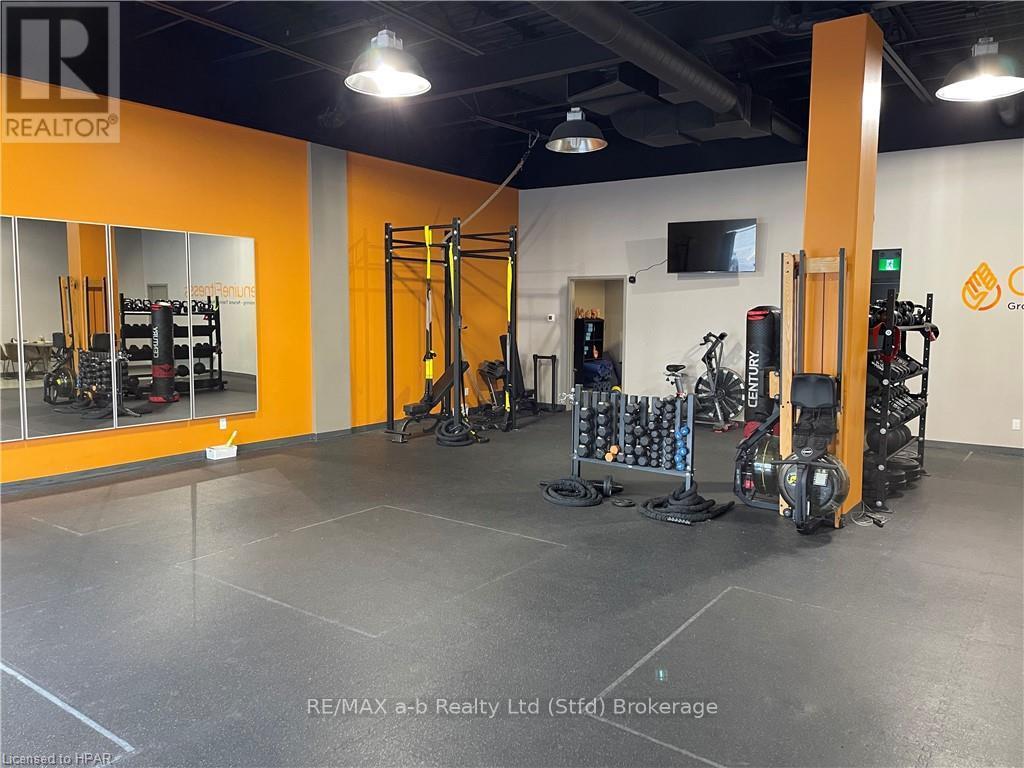 C8/9 - 804 Ontario Street, Stratford, Ontario  N5A 3K1 - Photo 5 - X11898514