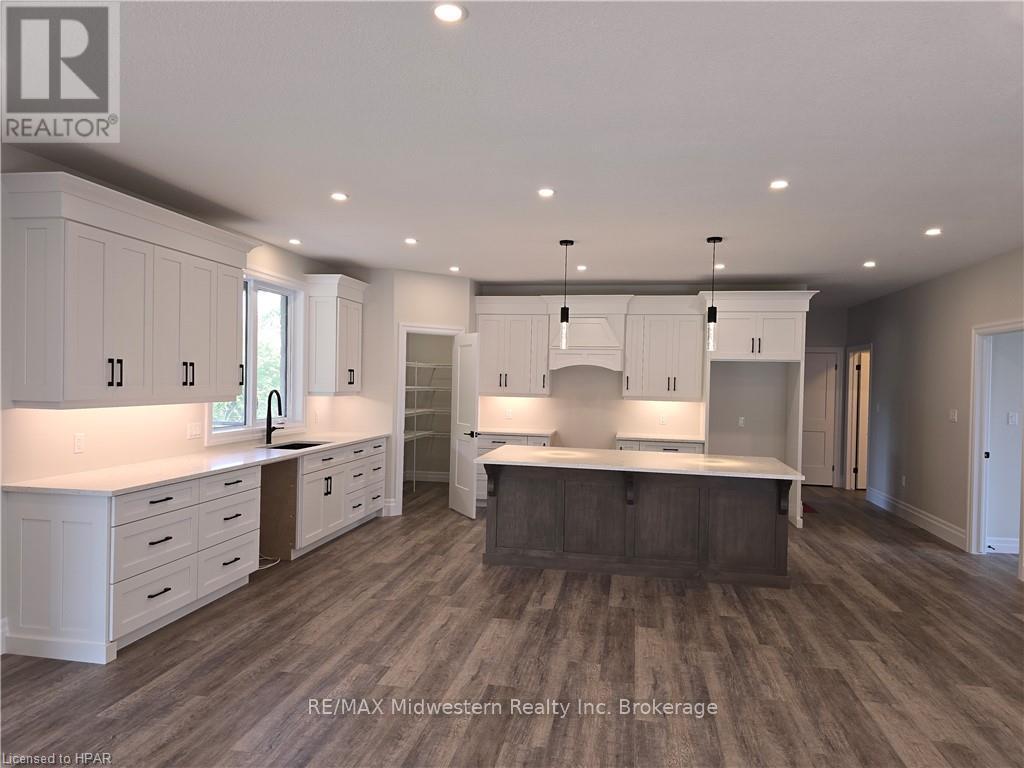 475 Keeso Lane, North Perth, Ontario  N4W 0J3 - Photo 5 - X11898520