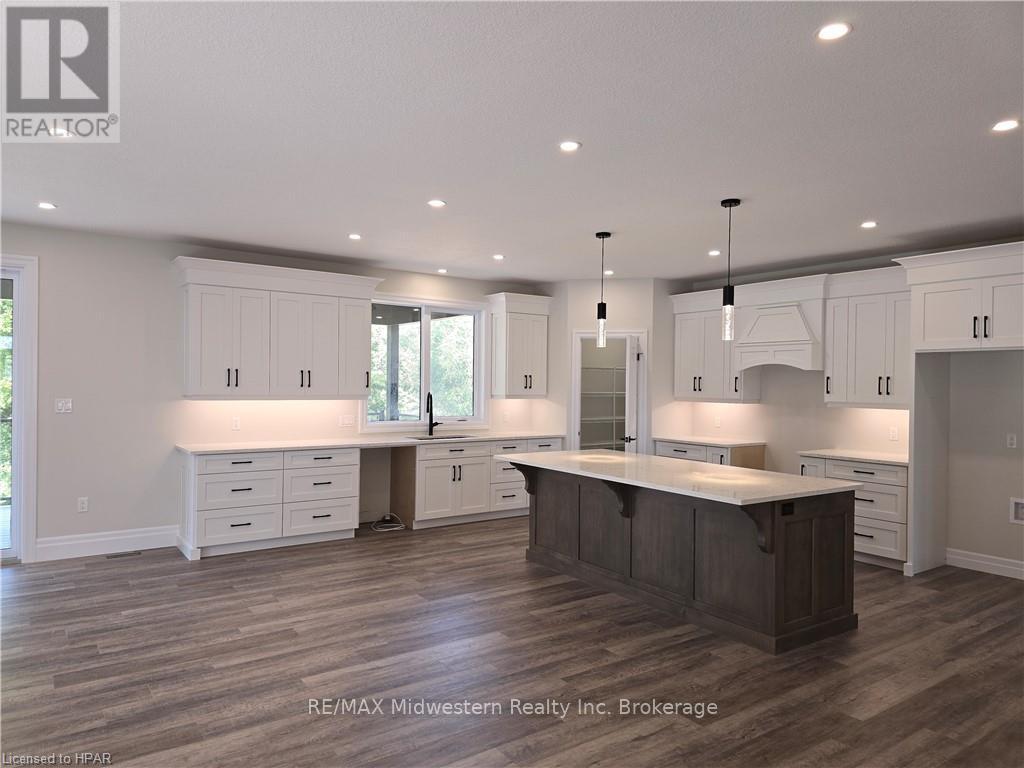 475 Keeso Lane, North Perth, Ontario  N4W 0J3 - Photo 7 - X11898520