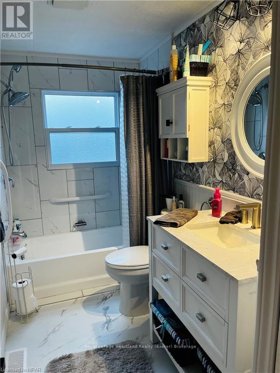 27 Stewart St, Strathroy-Caradoc, Ontario  N7G 1A1 - Photo 16 - X11898525