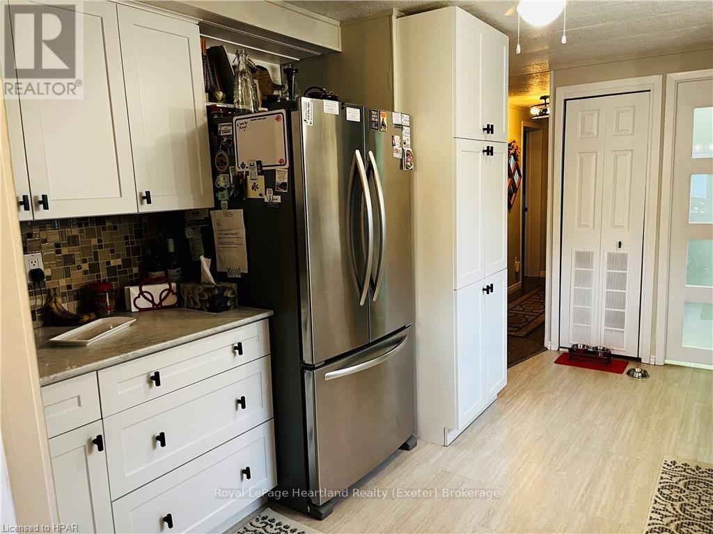 27 Stewart St, Strathroy-Caradoc, Ontario  N7G 1A1 - Photo 8 - X11898525