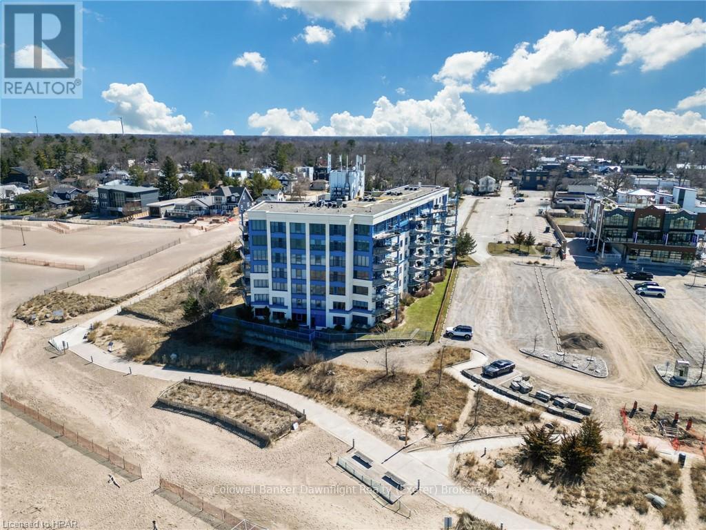 101 - 9 Pine Street, Lambton Shores, Ontario  N0M 1T0 - Photo 8 - X11898527