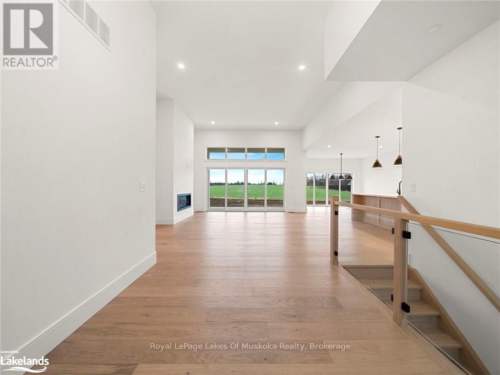 1778 Warminster Side Road, Oro-Medonte, Ontario  L0K 1E0 - Photo 4 - S11822919