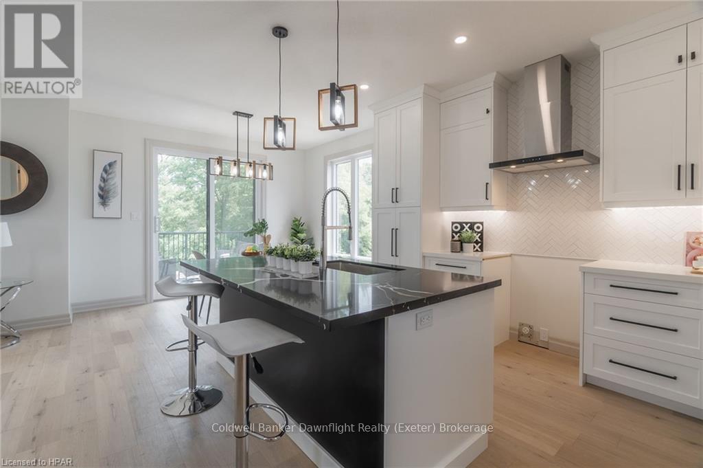 104 Greene Street, South Huron, Ontario  N0M 1S2 - Photo 12 - X11898539