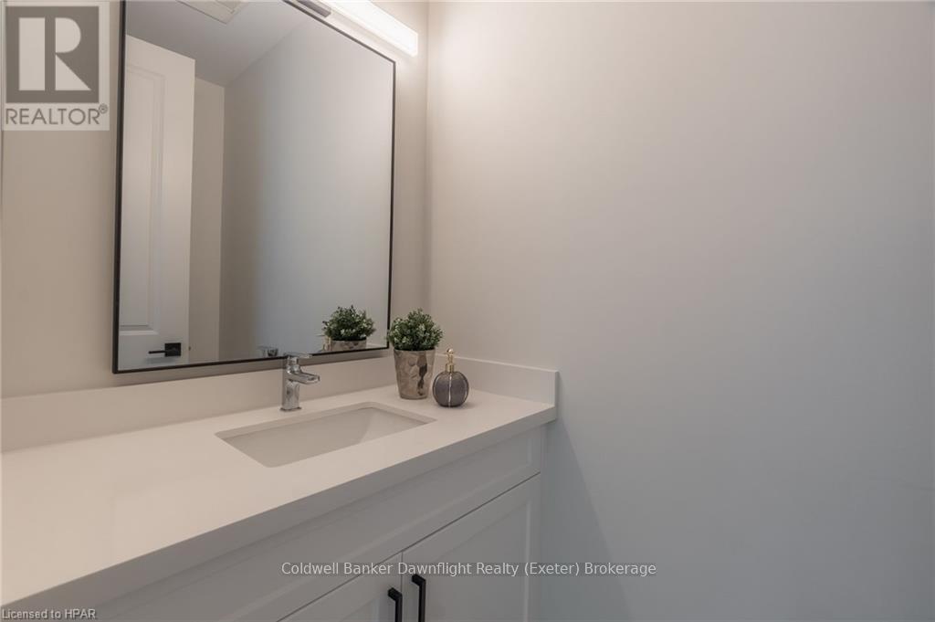 104 Greene Street, South Huron, Ontario  N0M 1S2 - Photo 14 - X11898539