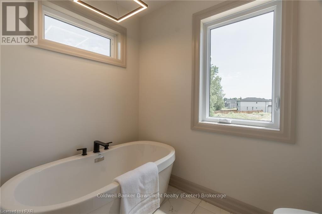 104 Greene Street, South Huron, Ontario  N0M 1S2 - Photo 28 - X11898539