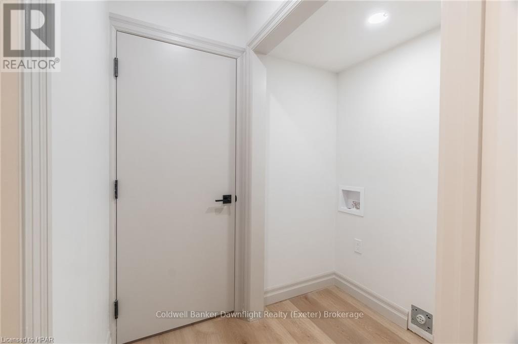 104 Greene Street, South Huron, Ontario  N0M 1S2 - Photo 32 - X11898539