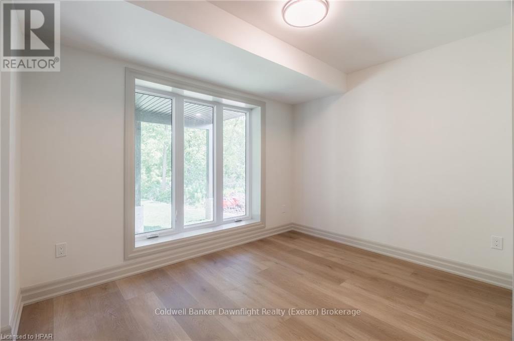 104 Greene Street, South Huron, Ontario  N0M 1S2 - Photo 34 - X11898539