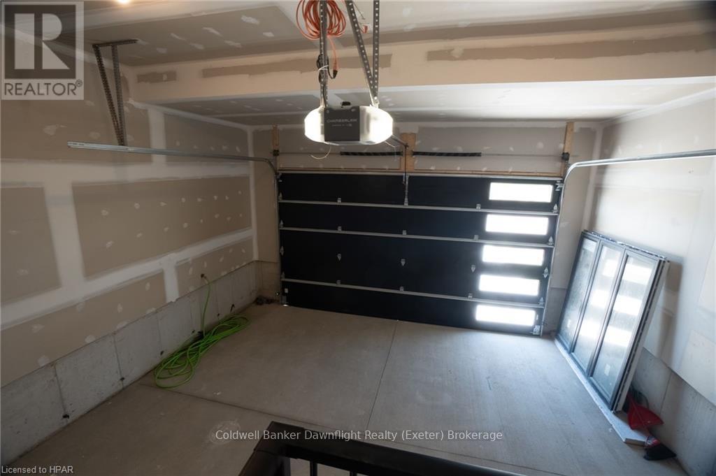 104 Greene Street, South Huron, Ontario  N0M 1S2 - Photo 39 - X11898539