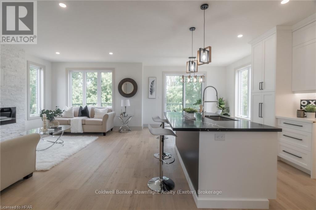 104 Greene Street, South Huron, Ontario  N0M 1S2 - Photo 6 - X11898539