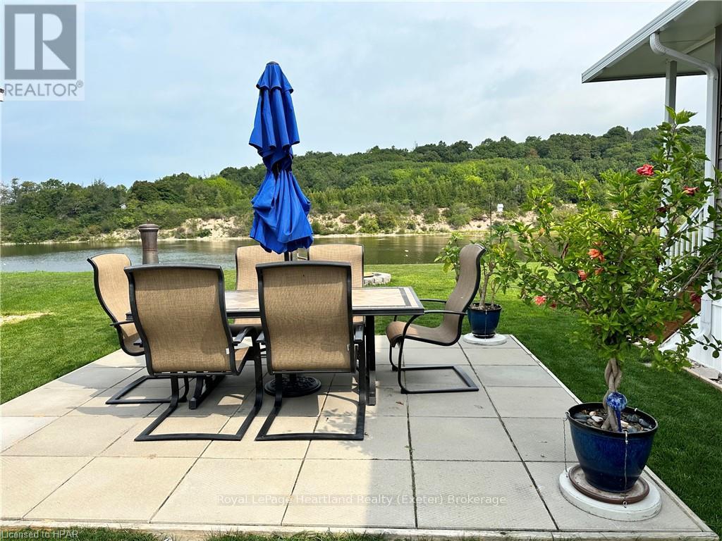 H-12 - 100 North Harbour Road W, Goderich (Goderich (Town)), Ontario  N7A 2W6 - Photo 20 - X11898548