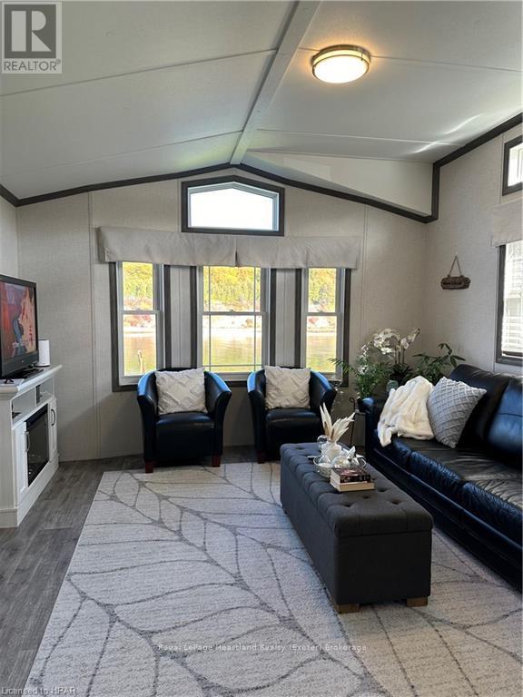 H-12 - 100 North Harbour Road W, Goderich (Goderich (Town)), Ontario  N7A 2W6 - Photo 6 - X11898548