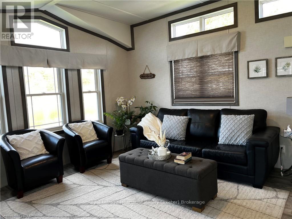 H-12 - 100 North Harbour Road W, Goderich (Goderich (Town)), Ontario  N7A 2W6 - Photo 7 - X11898548