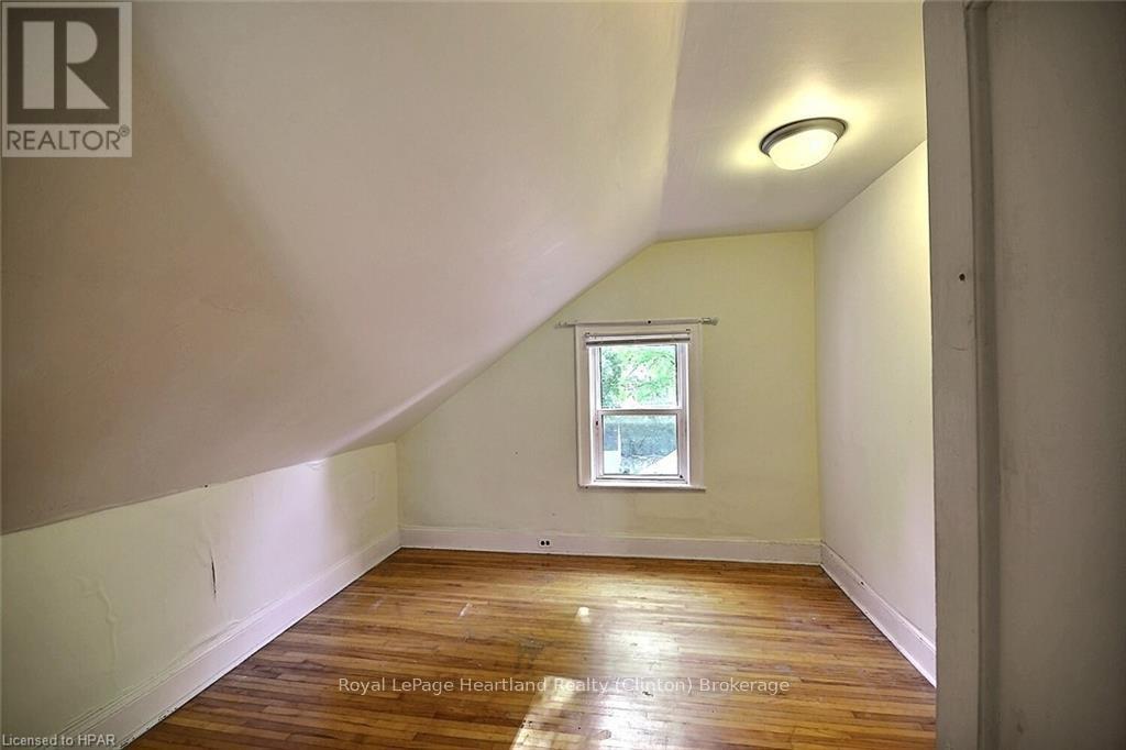 122 Huron Street, Central Huron, Ontario  N0M 1L0 - Photo 17 - X11898552